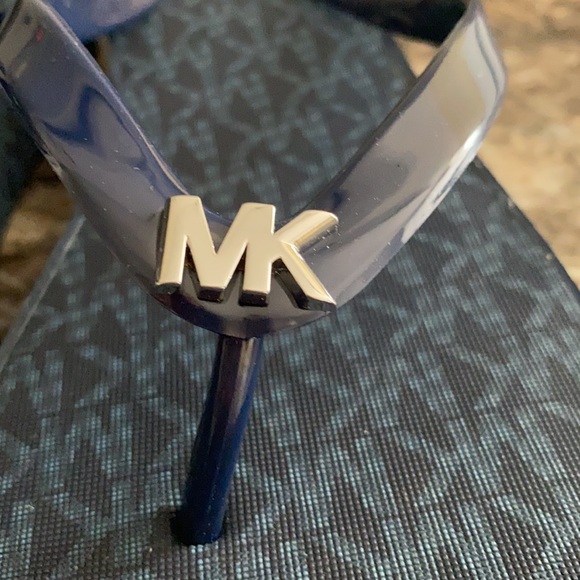 Michael Kors New Sandals Size 10 - Picture 3 of 8
